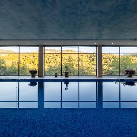 Mylaon Boutique & 5*