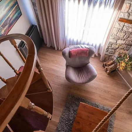 Mylaon Boutique & 5* Vytina