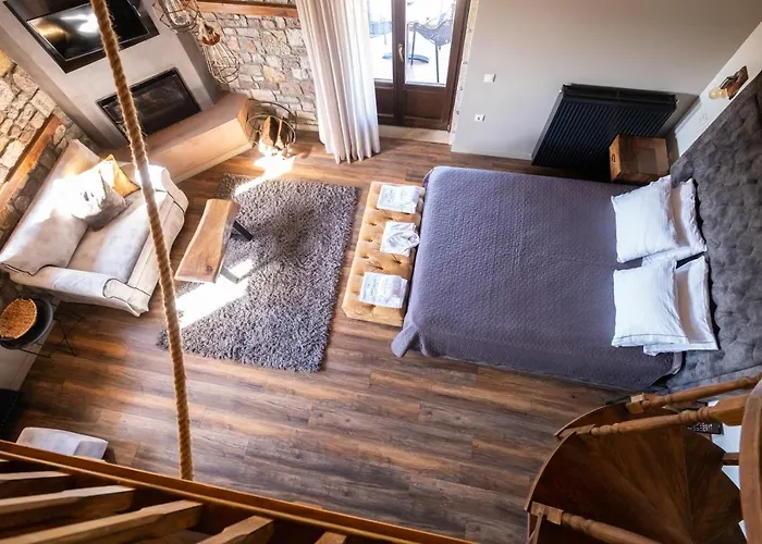 Mylaon Boutique & Βυτίνα