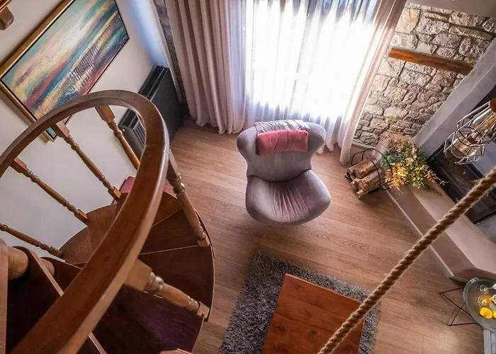 Mylaon Boutique & 5* Vytina